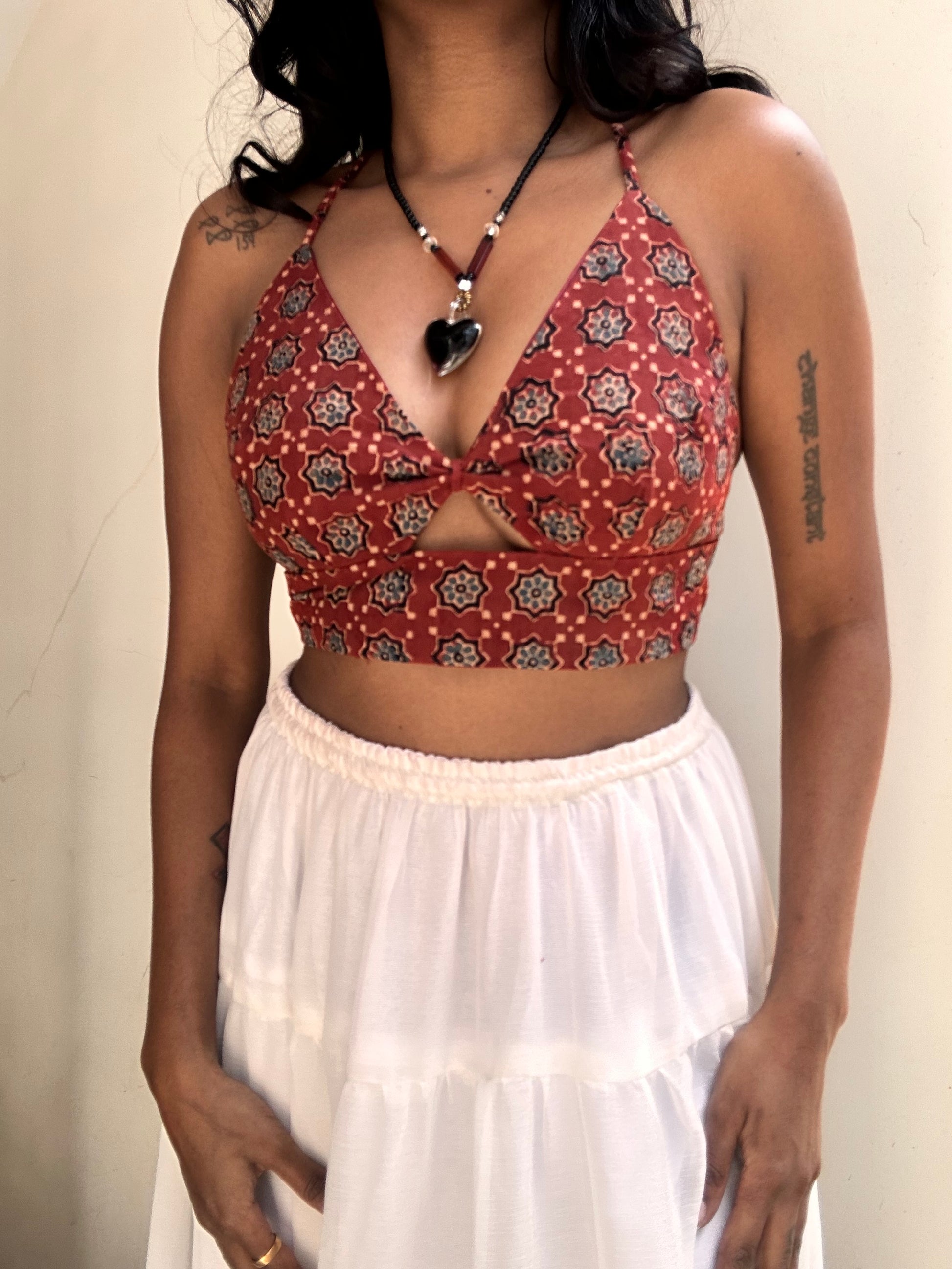 Détail bougie tropicale coco ananas avec décor fruits exotiques fait main