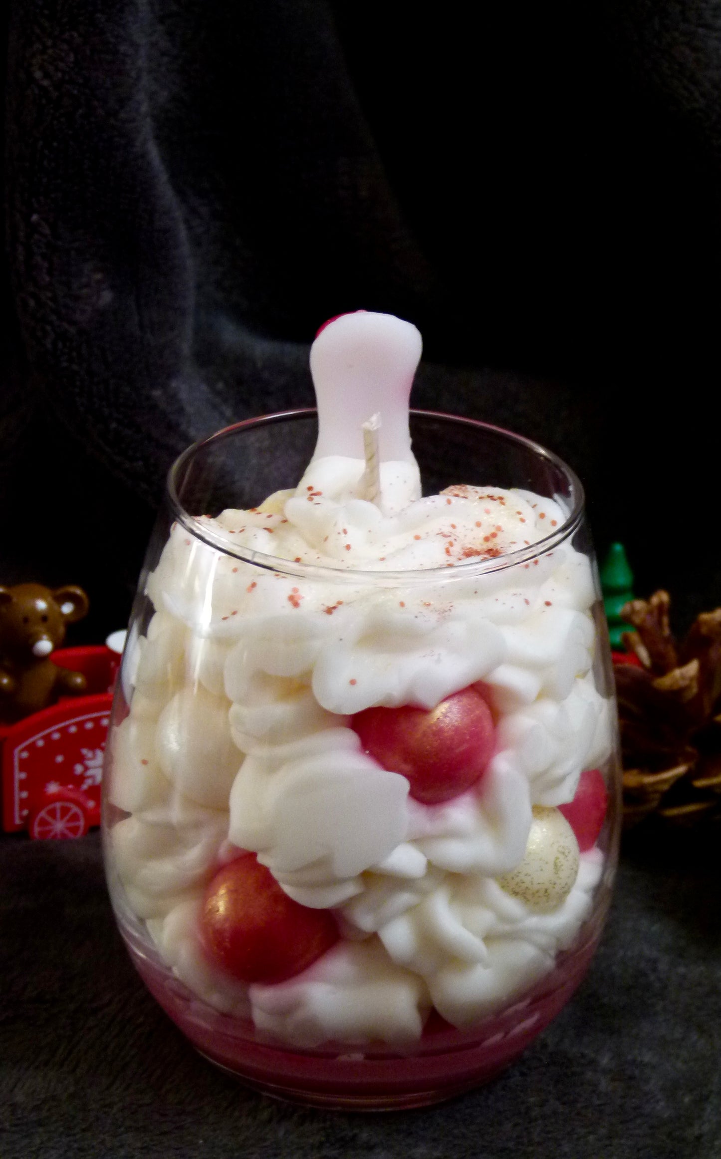 Bougie Noël Casse-Noisette rouge et or ambiance féerique parfum chocolat